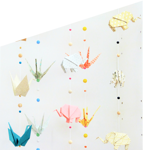 article adeline klam creations de papier colorees en origami confluences VcommeSamedi